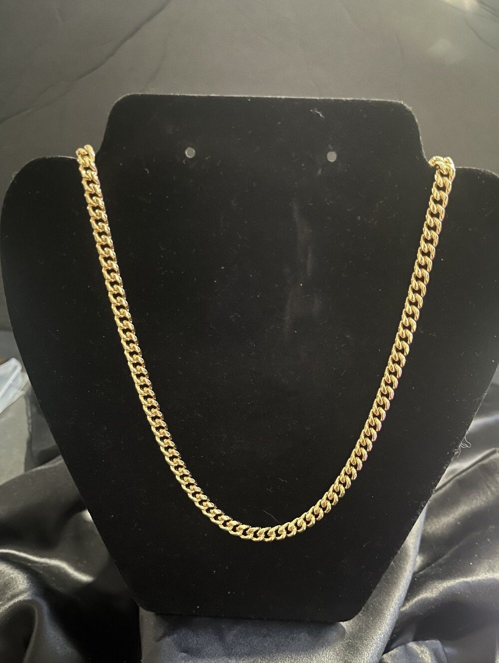Classic Gold Finish Curb Chain Necklace 26"